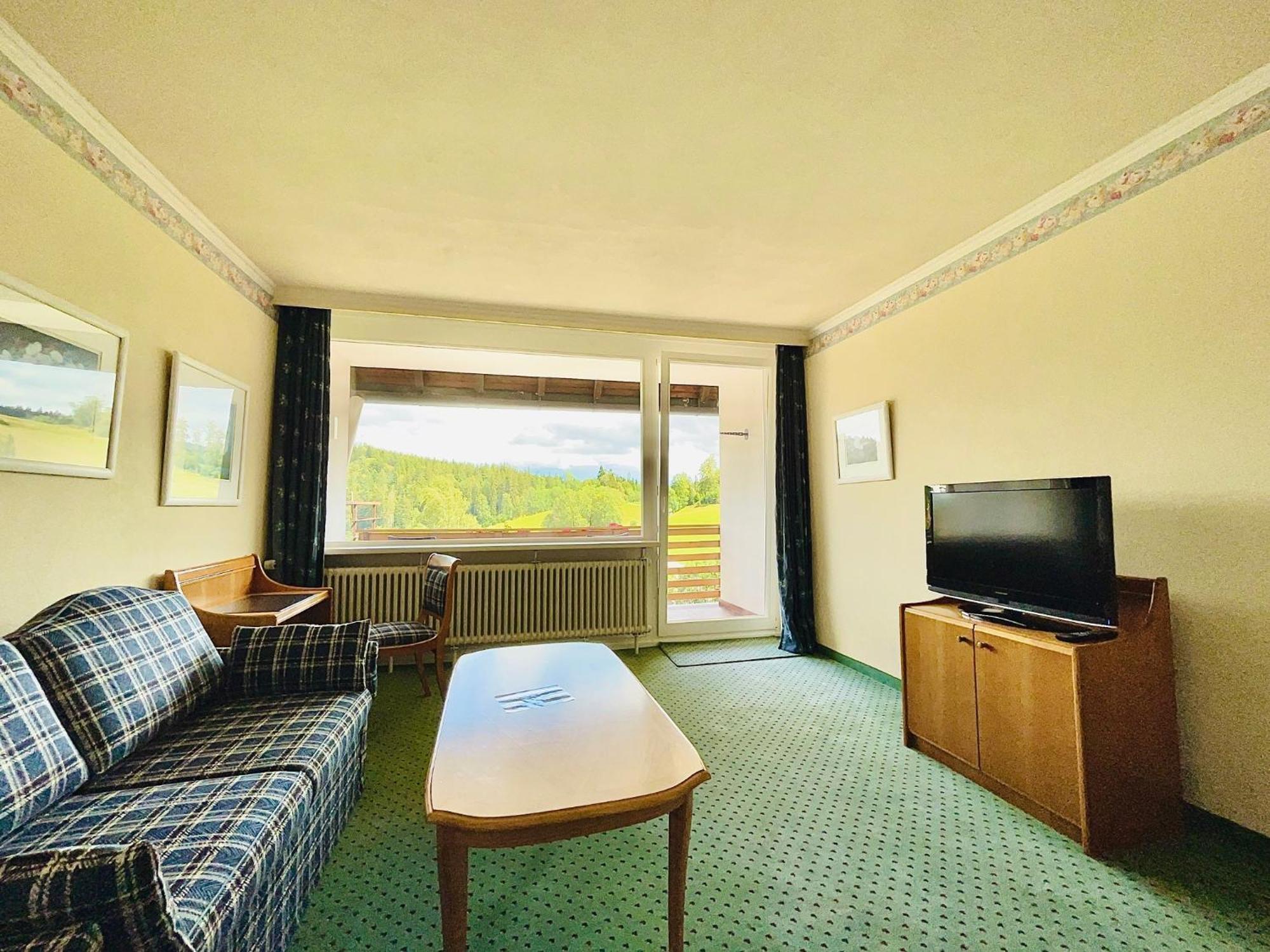 Hotel Sonnenberg Garni Hinterzarten Bagian luar foto